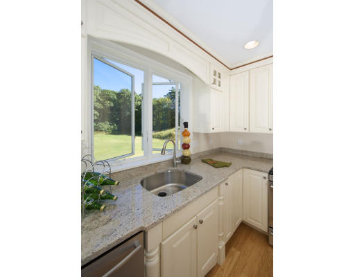 6 Harris Way Georgetown, MA 01833 - Photo 4 of 23 Gallery Image 4