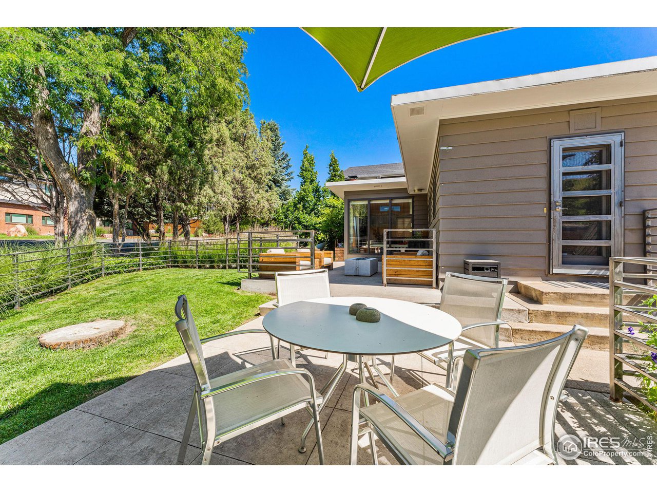 320 15th Street Boulder, CO 80302 - Photo 19 of 39 Front patio dining
