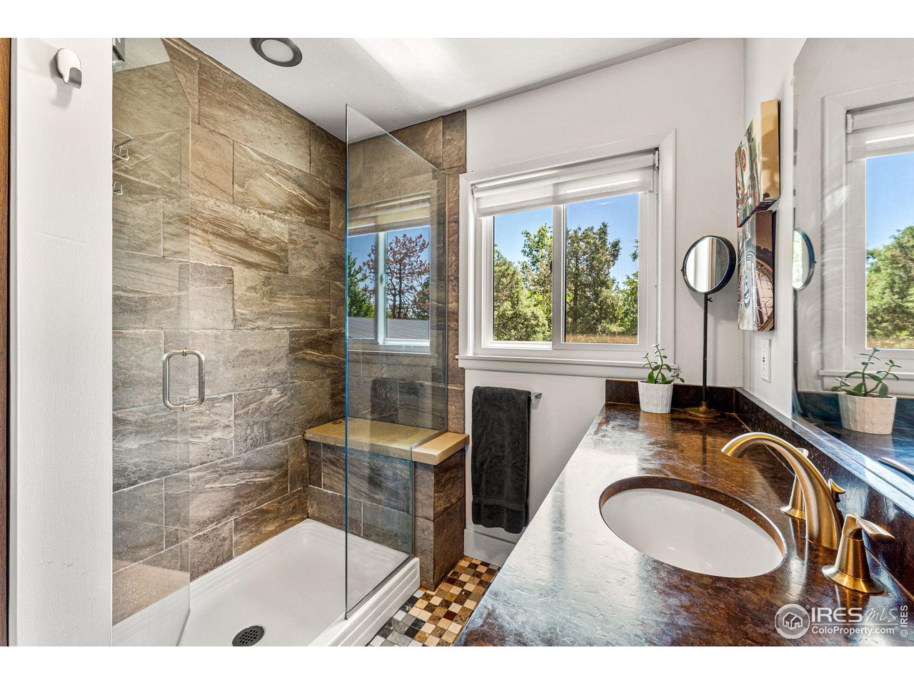 320 15th Street Boulder, CO 80302 - Photo 22 of 39 Main bathroom