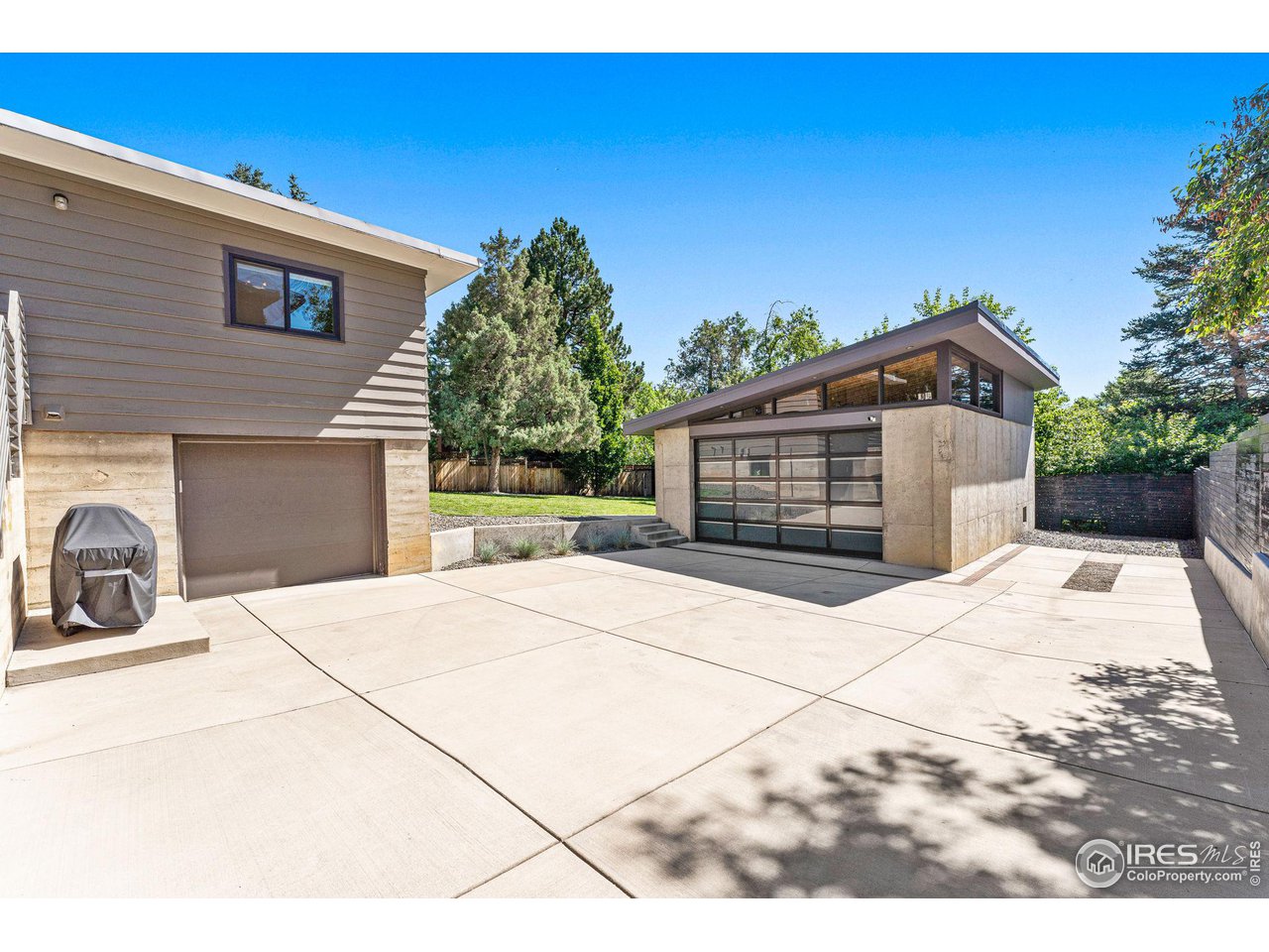 320 15th Street Boulder, CO 80302 - Photo 31 of 39 2 car oversized detached garage with additional side parking
