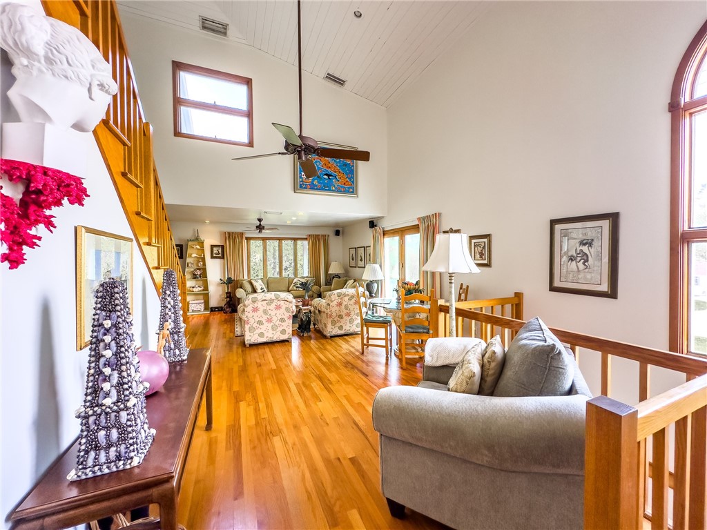 725 Conn Way Vero Beach, FL 32963 - Photo 3 of 35