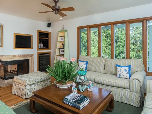 $10,000 | 725 Conn Way, Vero Beach, FL 32963