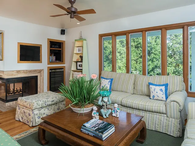 $10,000 | 725 Conn Way, Vero Beach, FL 32963