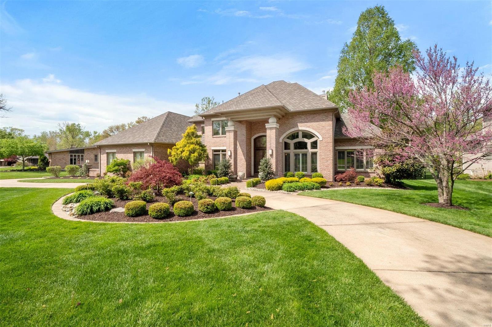 1 West Windrush Creek Road St. Louis, MO 63141 - Photo 1 of 46 Gallery Image 1