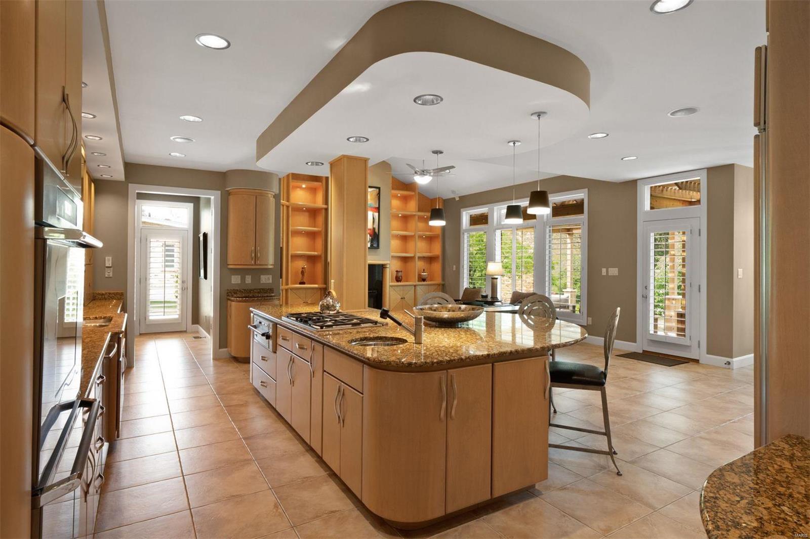 1 West Windrush Creek Road St. Louis, MO 63141 - Photo 11 of 46 Gallery Image 11
