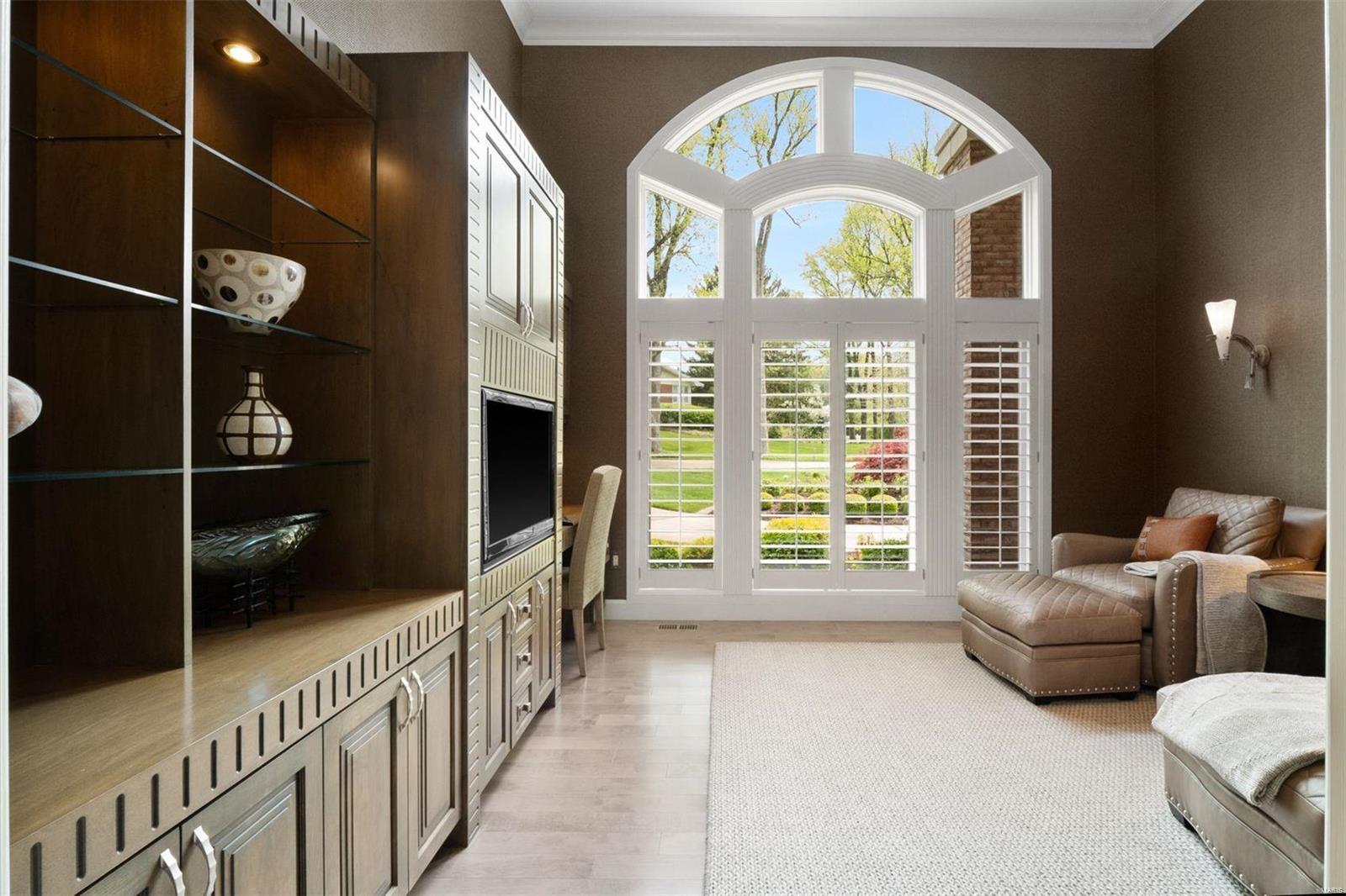 1 West Windrush Creek Road St. Louis, MO 63141 - Photo 20 of 46 Gallery Image 20