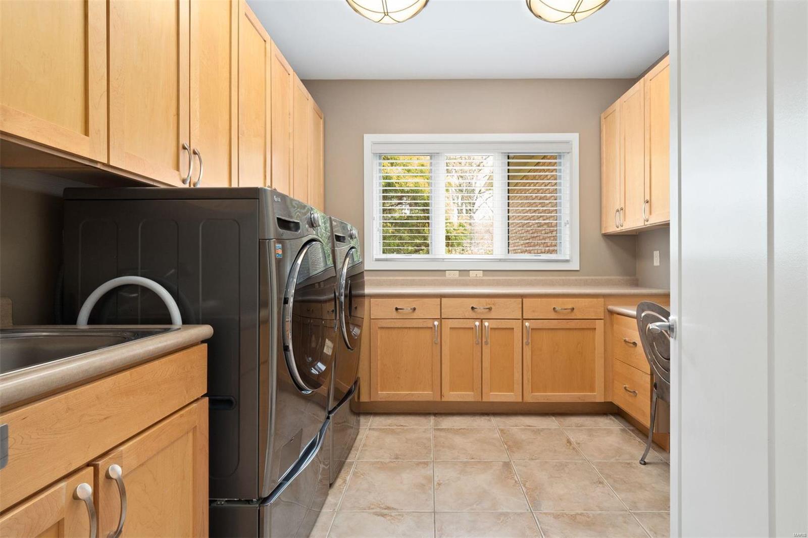 1 West Windrush Creek Road St. Louis, MO 63141 - Photo 28 of 46 Gallery Image 28