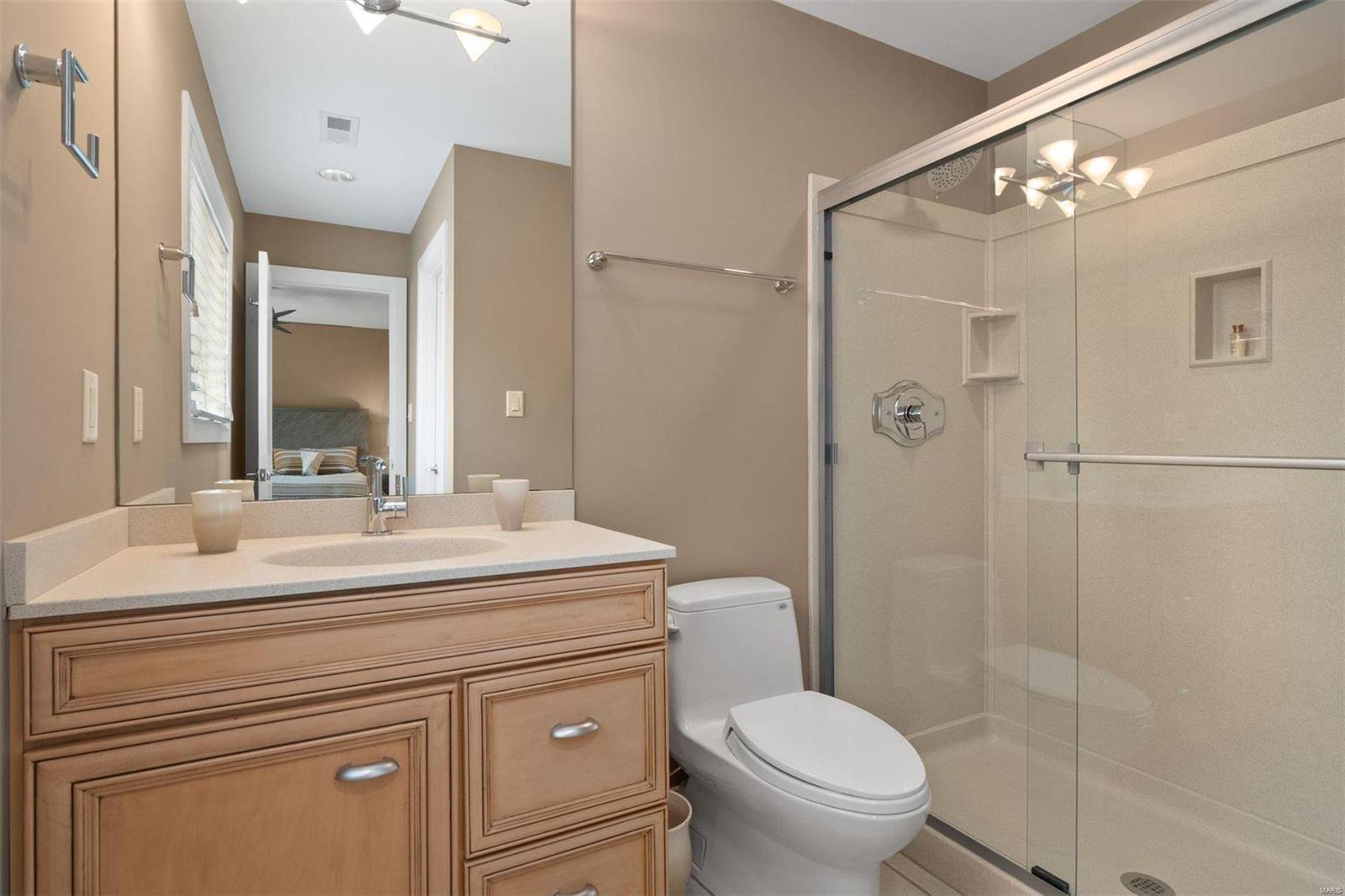 1 West Windrush Creek Road St. Louis, MO 63141 - Photo 36 of 46 Gallery Image 36