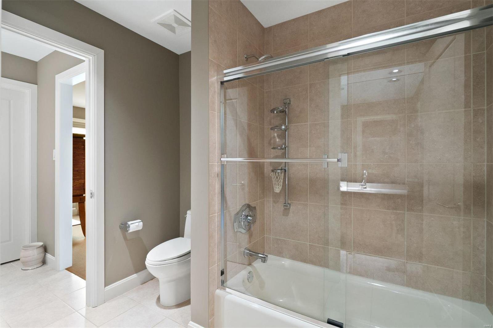 1 West Windrush Creek Road St. Louis, MO 63141 - Photo 39 of 46 Gallery Image 39