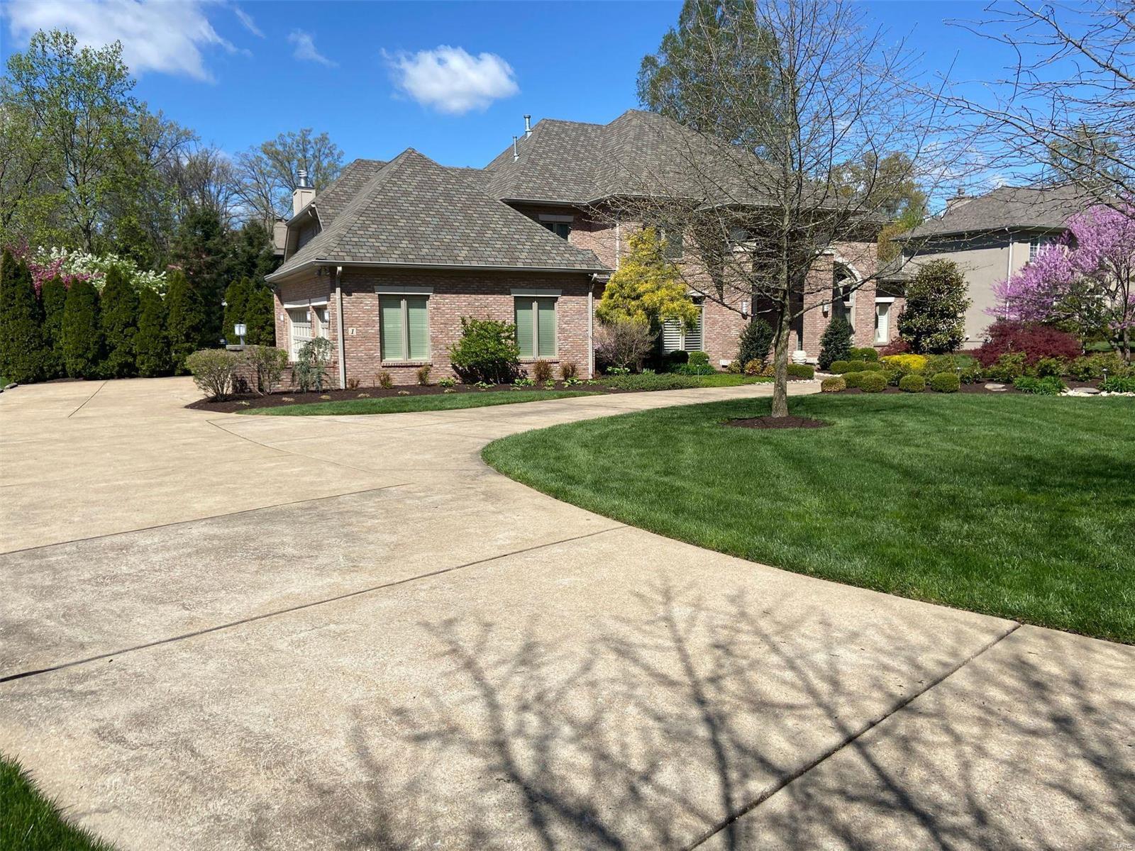 1 West Windrush Creek Road St. Louis, MO 63141 - Photo 46 of 46 Gallery Image 46