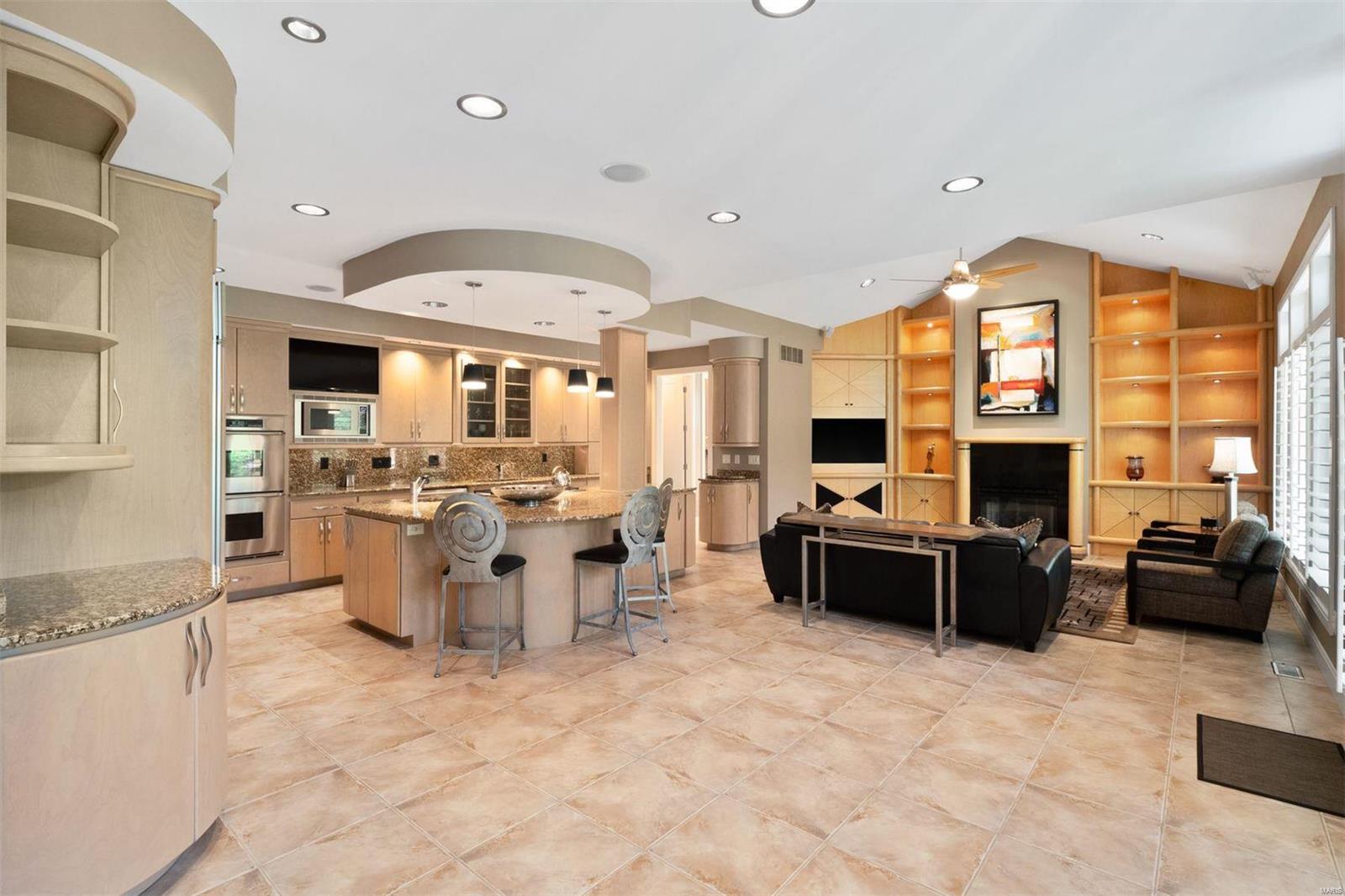 1 West Windrush Creek Road St. Louis, MO 63141 - Photo 10 of 46 Gallery Image 10