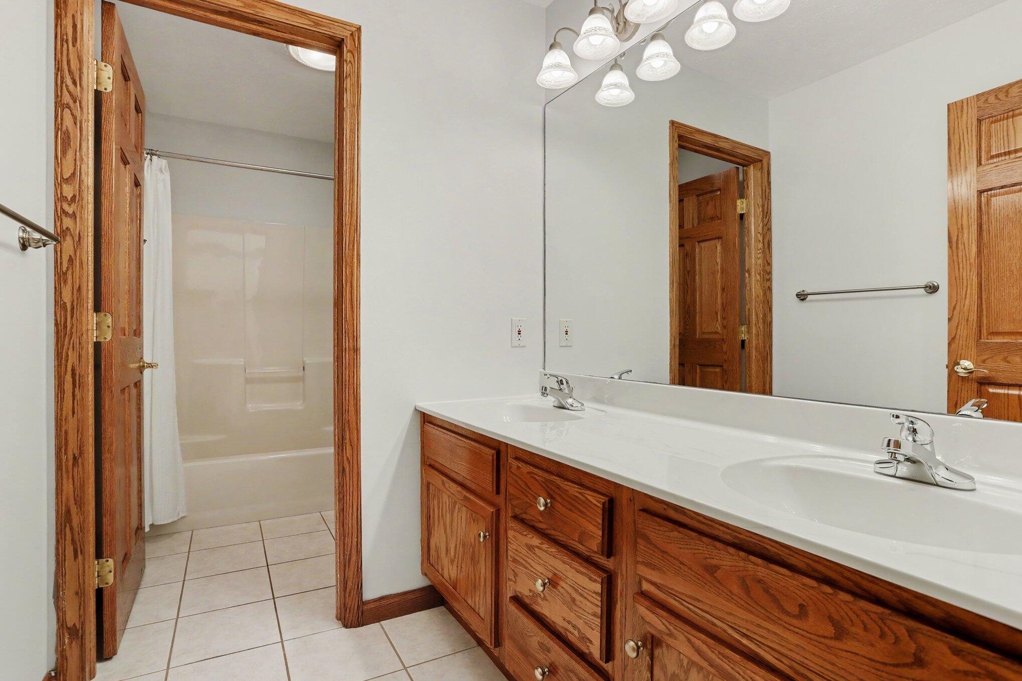 7165 Trappers Ridge Battle Creek, MI 49014 - Photo 22 of 51 034_file_9996