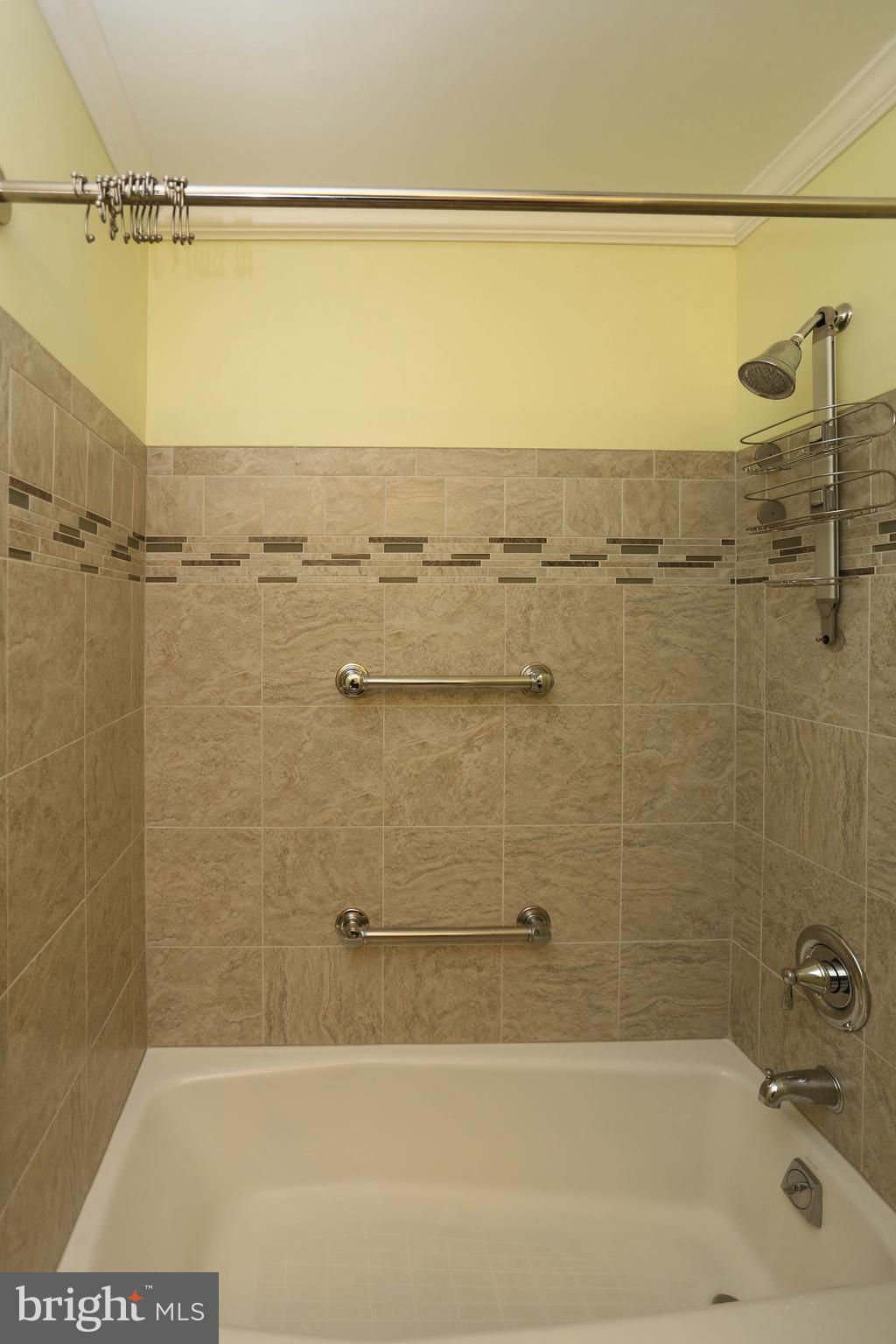 925 Fall Ridge Way Gambrills, MD 21054 - Photo 22 of 29 Hall Bath