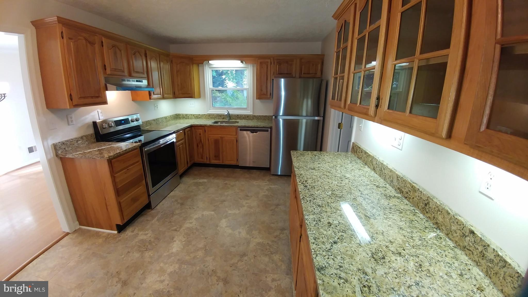 925 Fall Ridge Way Gambrills, MD 21054 - Photo 6 of 29 Kitchen