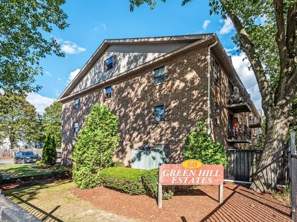 $200,000 | 80 Stanton Street, Unit 14, Worcester, MA 01605