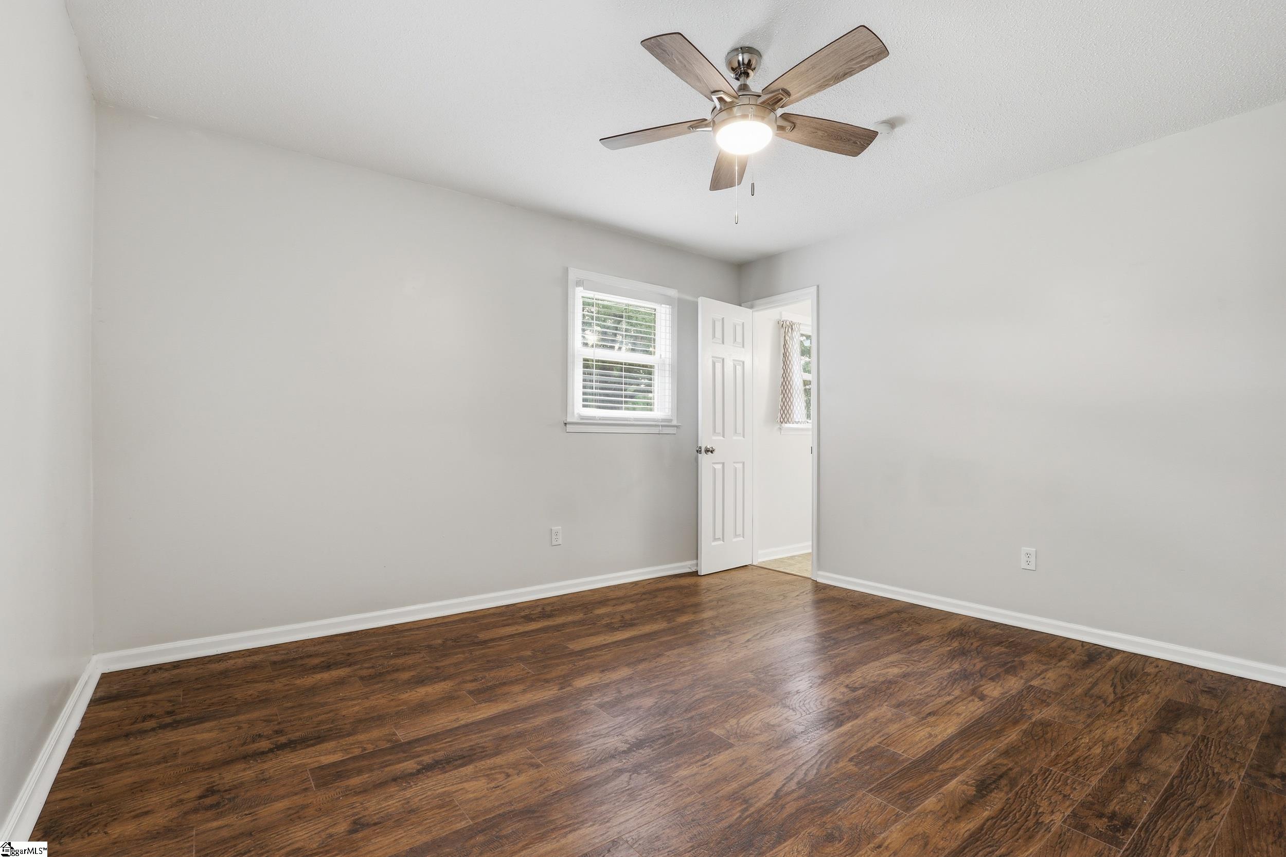 1045 Knollwood Acres Road Boiling Springs, SC 29316 - Photo 18 of 32