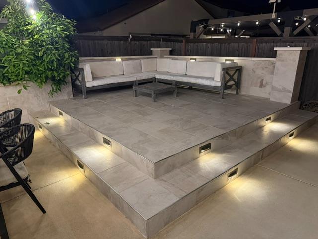 8026 Prairie Hawk Way Sacramento, CA 95829 - Photo 28 of 30 a view of parking area