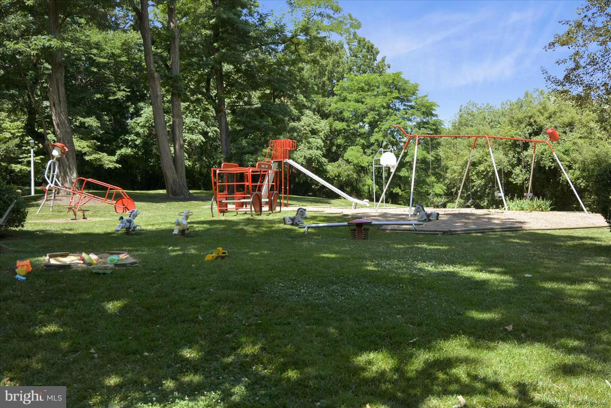 3873 Chain Bridge Road Fairfax, VA 22030 - Photo 26 of 29 a view of a park with swings