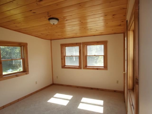 267 Middlesex Road Topsham, ME 04086 - Photo 4 of 16 Den/Family/Great Room.