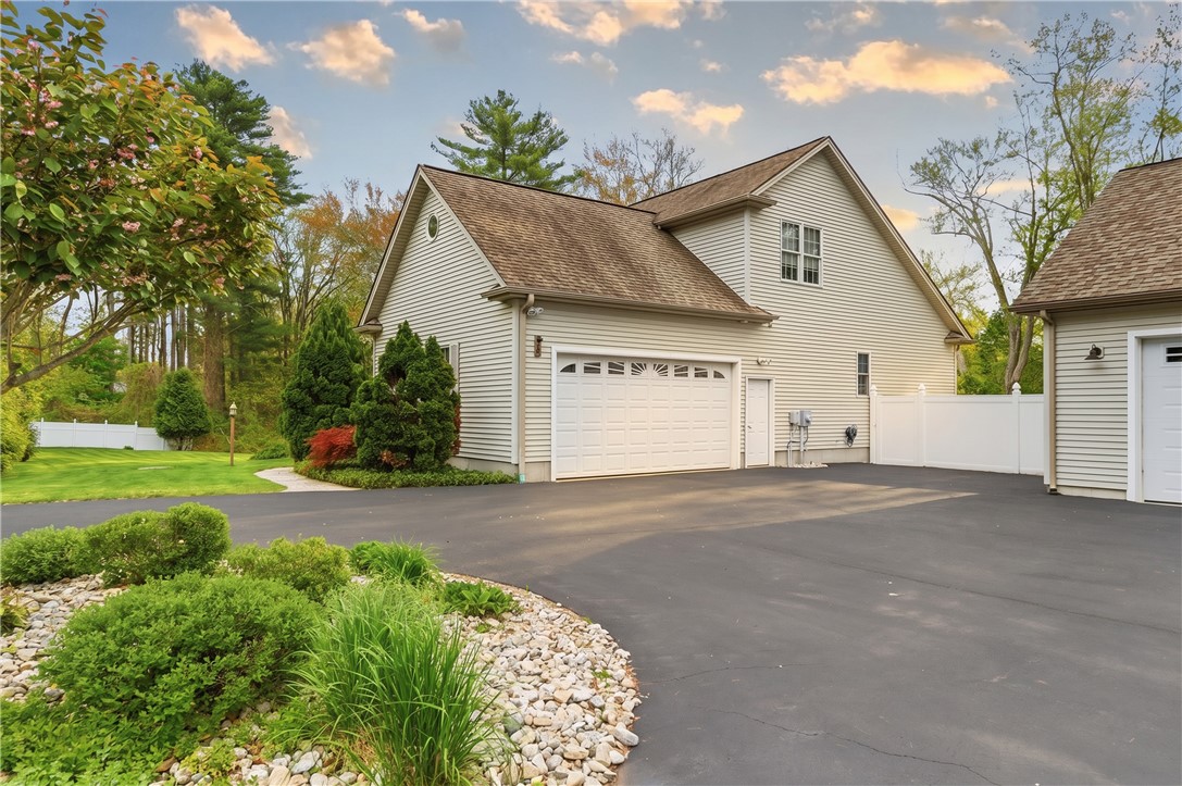 122 Spring Grove Road Glocester, RI 02814 - Photo 39 of 50