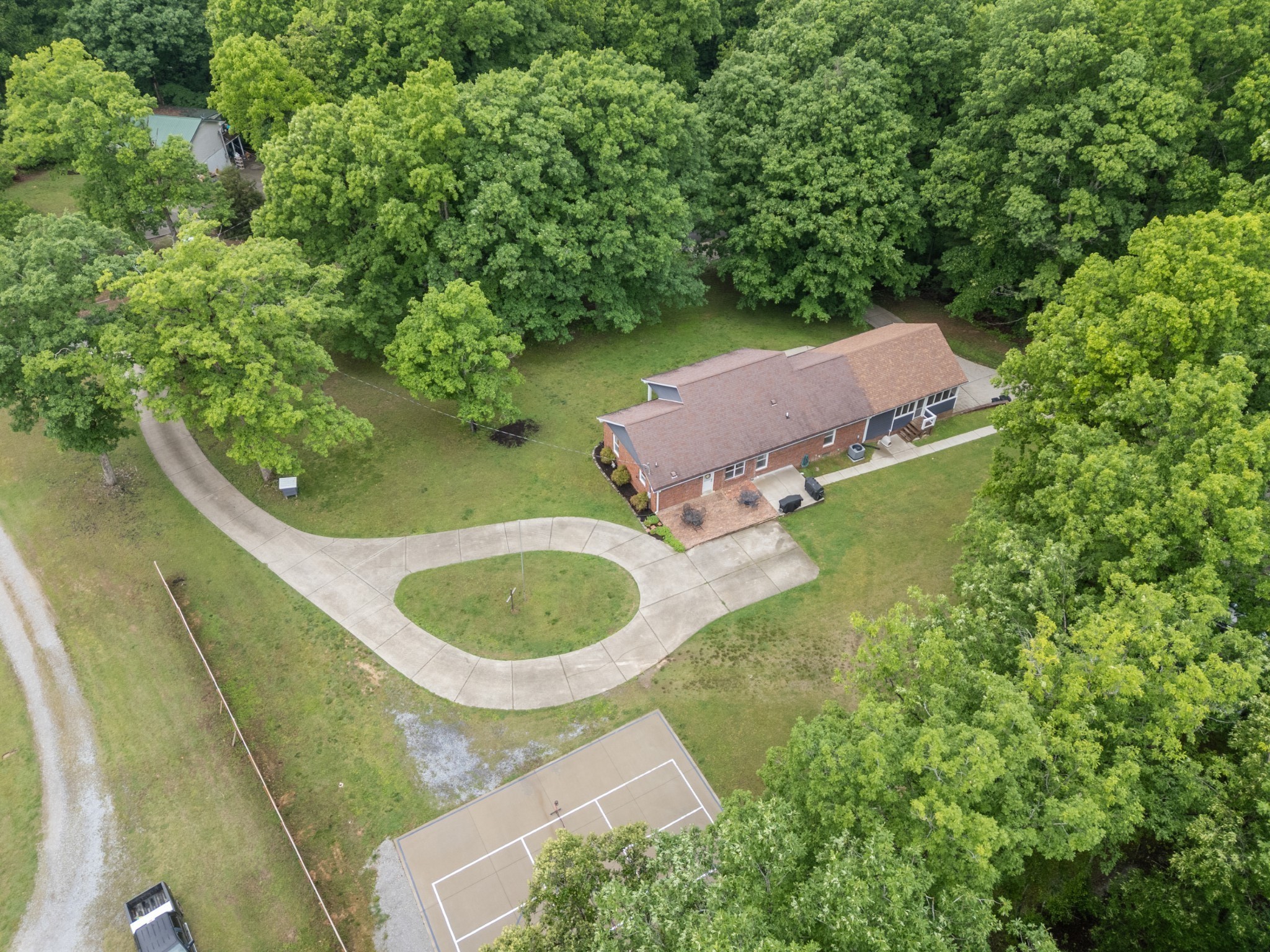216 Rouse Road Dickson, TN 37055 - Photo 3 of 75 Gallery Image 3