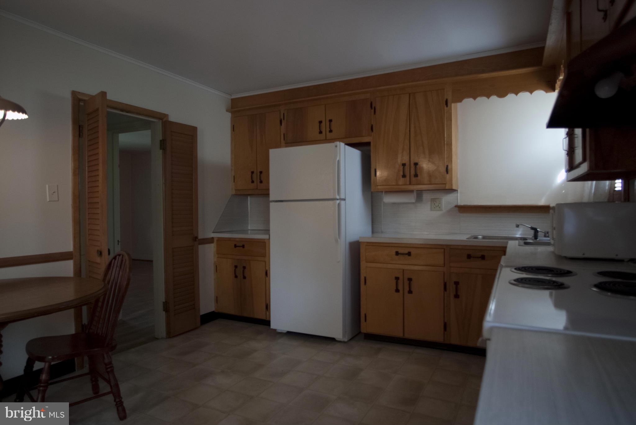 18909 Preston Road Hagerstown, MD 21742 - Photo 5 of 20 Kitchen