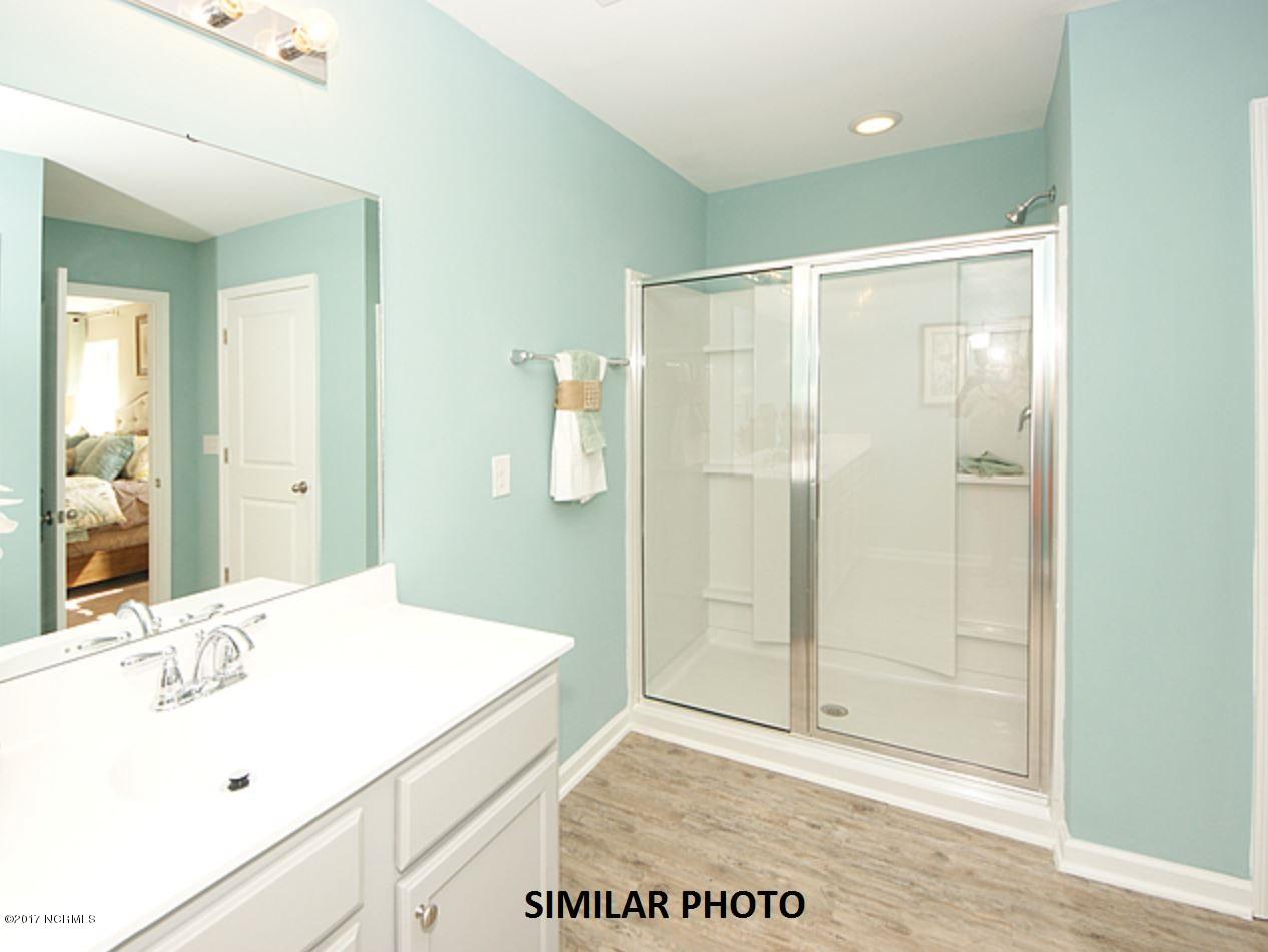 105 Tralee Place, Unit 45 Holly Ridge, NC 28445 - Photo 20 of 33 Owner's Bath 2