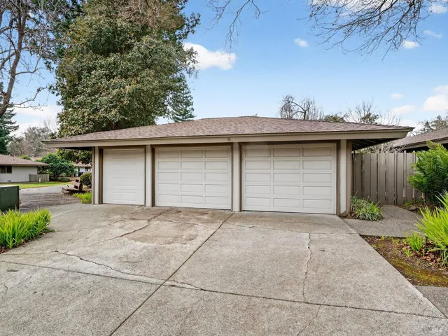 $995,000 | 113 Bonnie Brook Drive, Napa, CA 94558