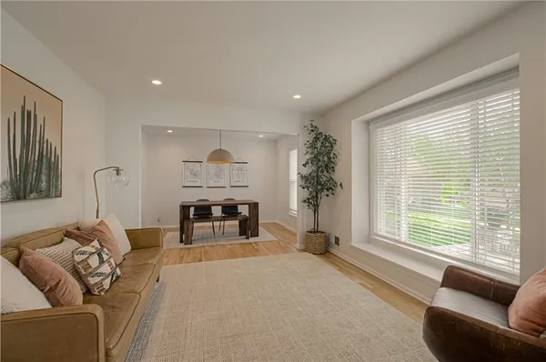 $745,000 | 7626 Canterbury Drive, Prairie Village, KS 66208