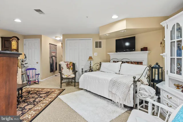 $375,900 | 7954 Heather Mist Drive, Severn, MD 21144