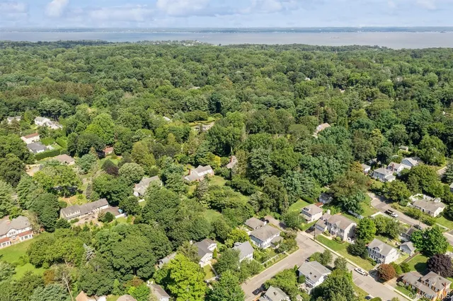 $899,000 | 49 High Street, Locust Valley, NY 11560