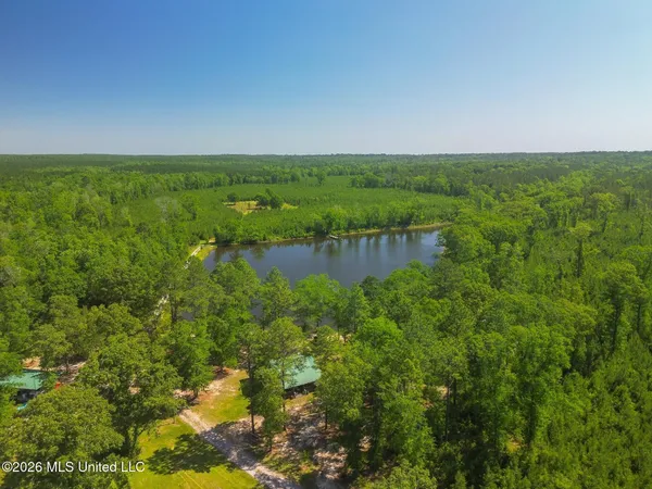 $1,590,000 | 271 Shadeville Road, Wiggins, MS 39577