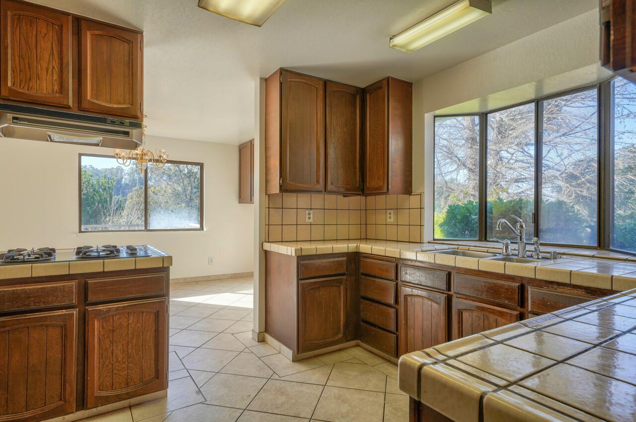 247 Maher Road Watsonville, CA 95076 - Photo 17 of 47 Gallery Image 17