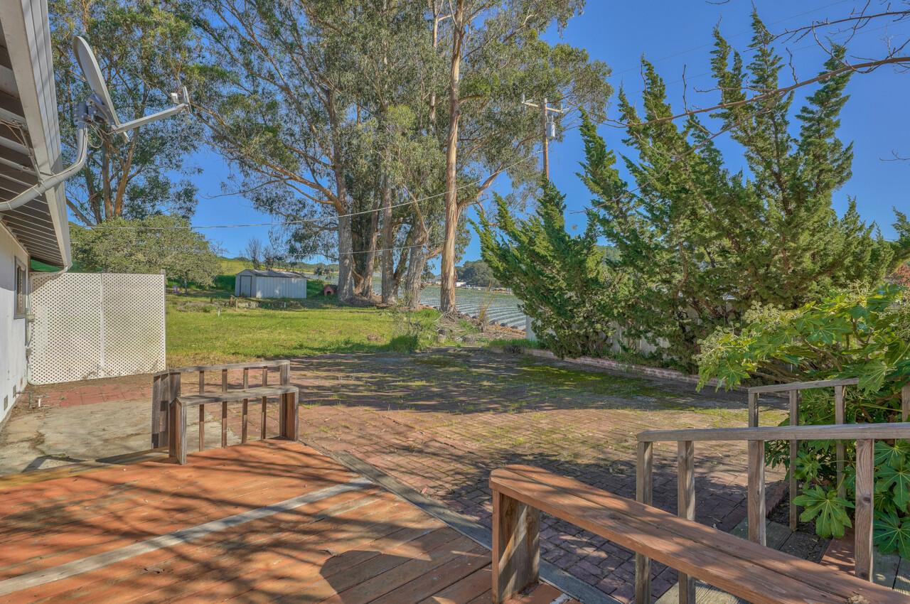 247 Maher Road Watsonville, CA 95076 - Photo 32 of 47 Gallery Image 32