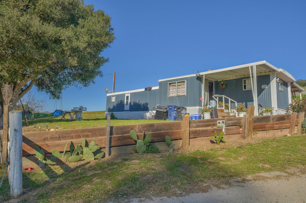 247 Maher Road Watsonville, CA 95076 - Photo 42 of 47 Gallery Image 42