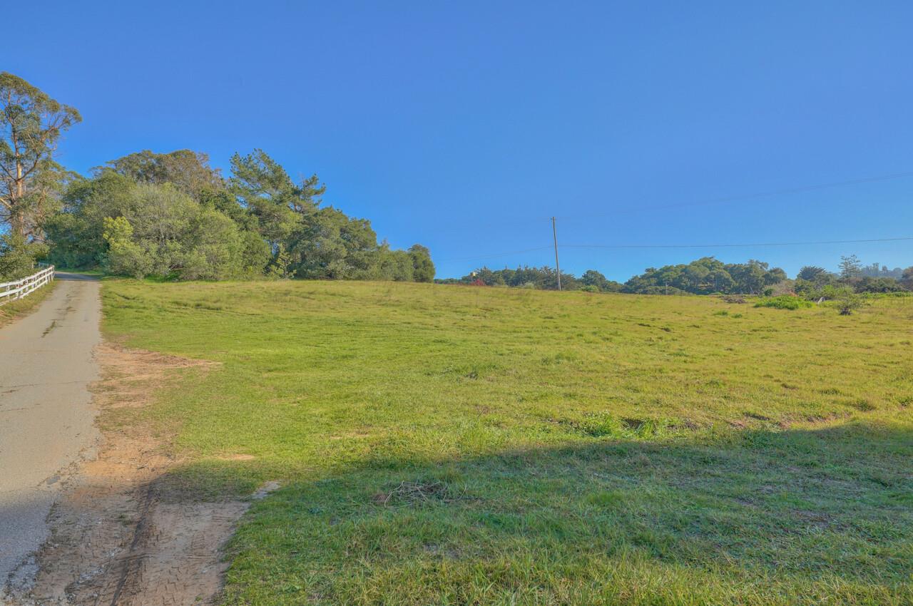 247 Maher Road Watsonville, CA 95076 - Photo 43 of 47 Gallery Image 43