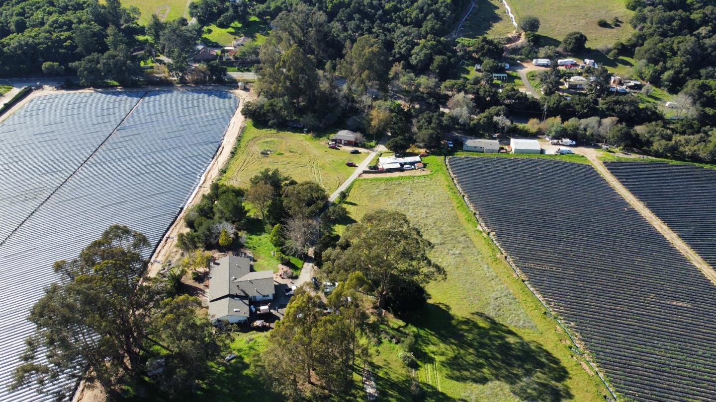 247 Maher Road Watsonville, CA 95076 - Photo 46 of 47 Gallery Image 46