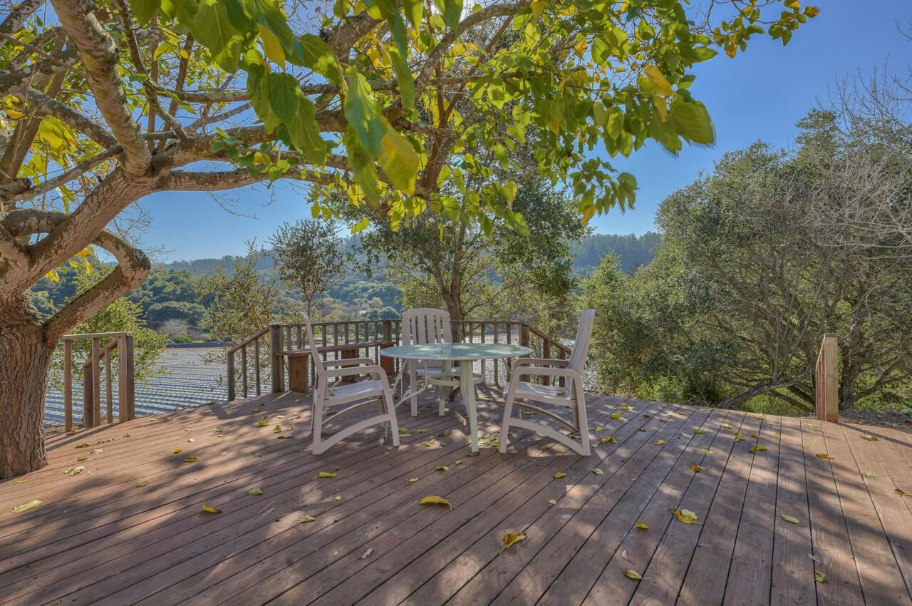 247 Maher Road Watsonville, CA 95076 - Photo 10 of 47 Gallery Image 10