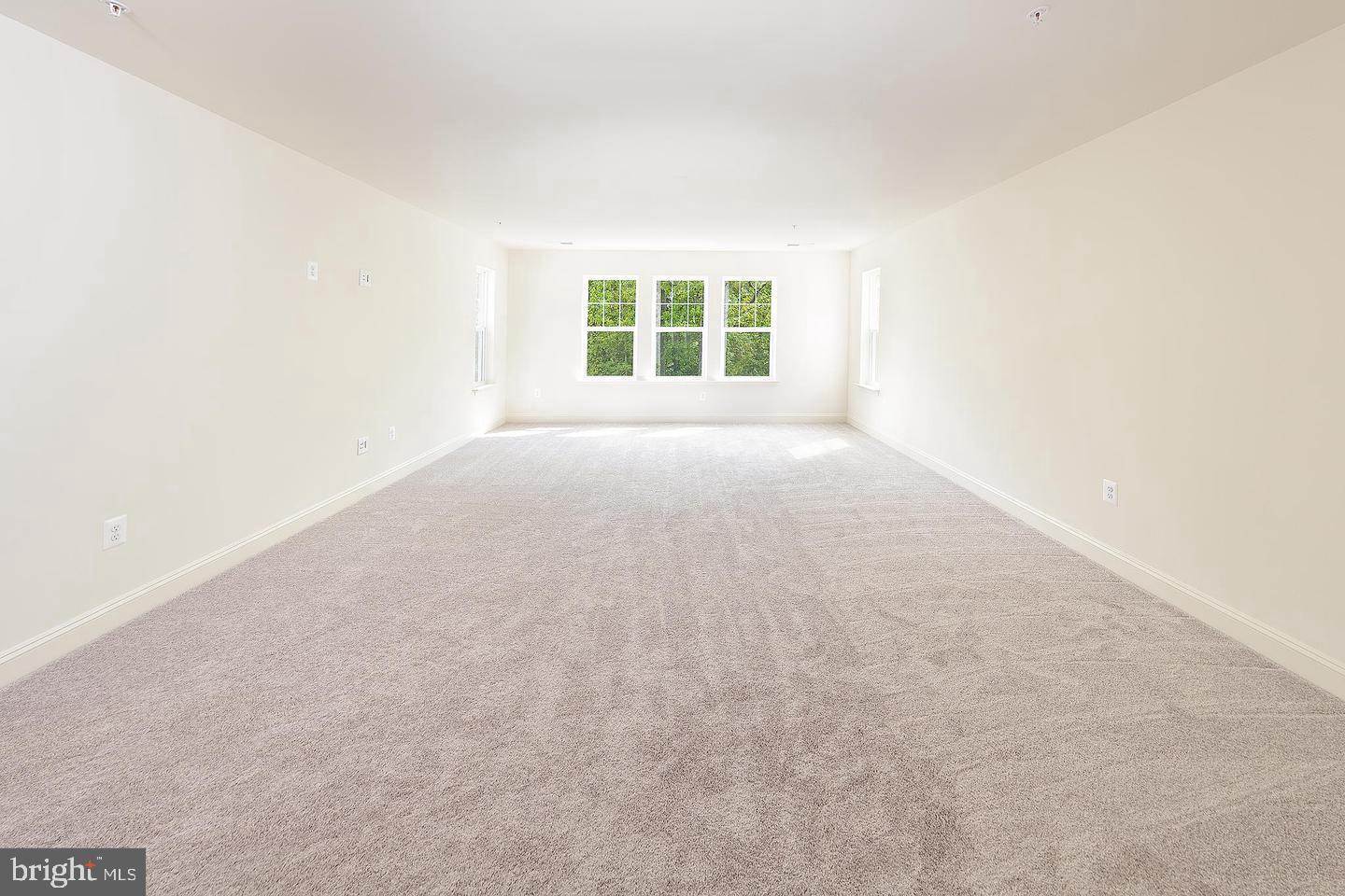 8604 Cedar Chase Drive Clinton, MD 20735 - Photo 63 of 68 an empty room with windows