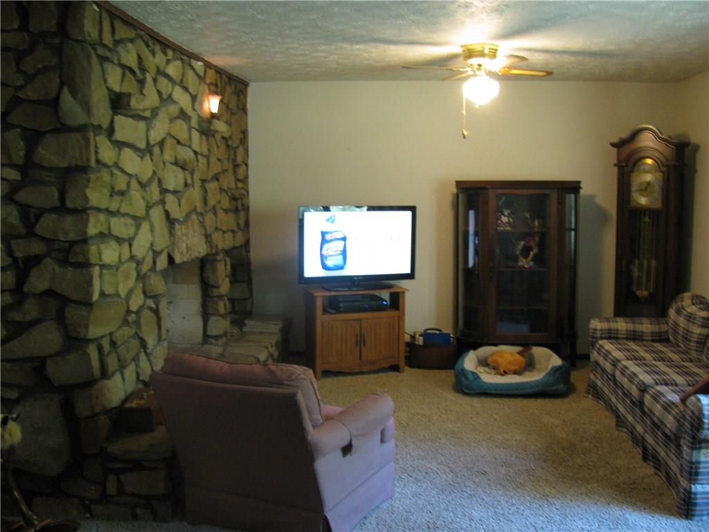7439 Thunder Creek Ridge Road Morgantown, IN 46160 - Photo 11 of 33 Gallery Image 11