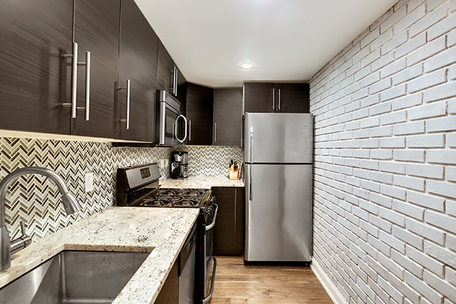 808 West George Street, Unit G Chicago, IL 60657 - Photo 9 of 16 Gallery Image 9