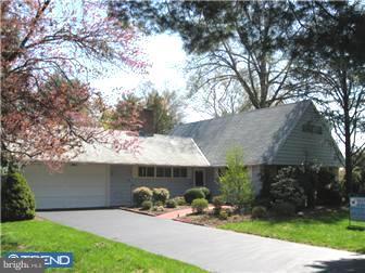 51 Silverbell Road Levittown, PA 19056 - Photo 1 of 12 Exterior Front