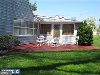 51 Silverbell Road Levittown, PA 19056 - Photo 12 of 12 Exterior Back