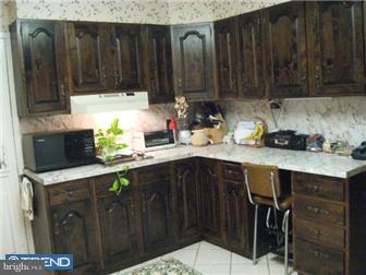 51 Silverbell Road Levittown, PA 19056 - Photo 4 of 12 Kitchen