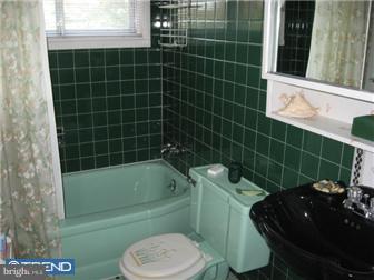 51 Silverbell Road Levittown, PA 19056 - Photo 9 of 12 Bathroom