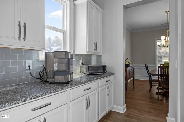 $1,300,000 | 724 Peninsula Forest Place, Cary, NC 27519