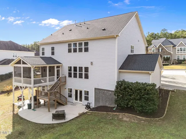 $1,300,000 | 724 Peninsula Forest Place, Cary, NC 27519