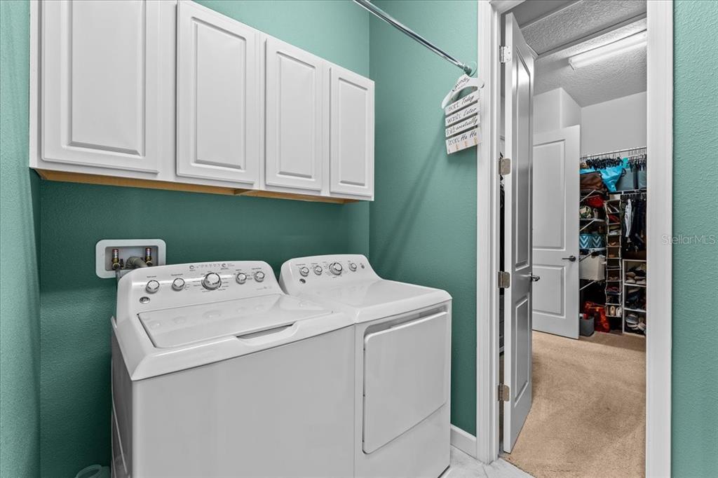 13443 White Sapphire Road Riverview, FL 33579 - Photo 21 of 47 a utility room with dryer and washer