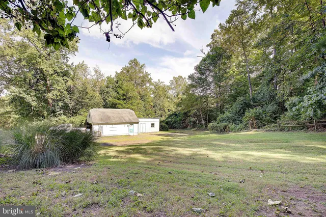 $699,995 | 349 Arbutus Drive, Edgewater, MD 21037