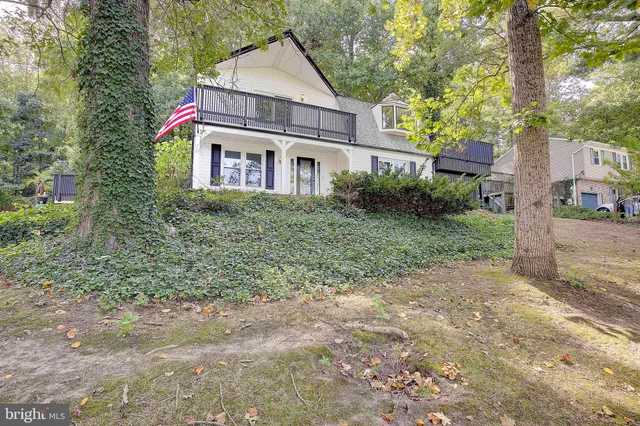 $699,995 | 349 Arbutus Drive, Edgewater, MD 21037